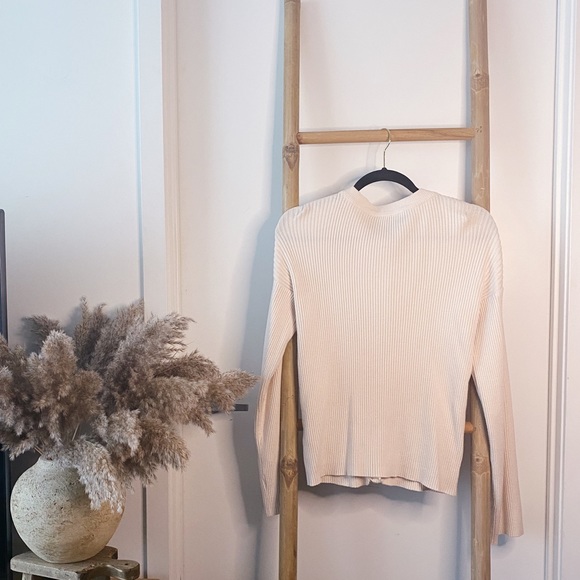 XLE Paige Comfy Rib Knitted Button Top - Picture 8 of 9